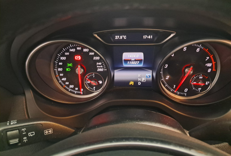 Mercedes CLA SHOOTING BRAKE 200-156CH-FASCINATION-7G-DCT-TOIT OUVRANT-GARANTIE- 