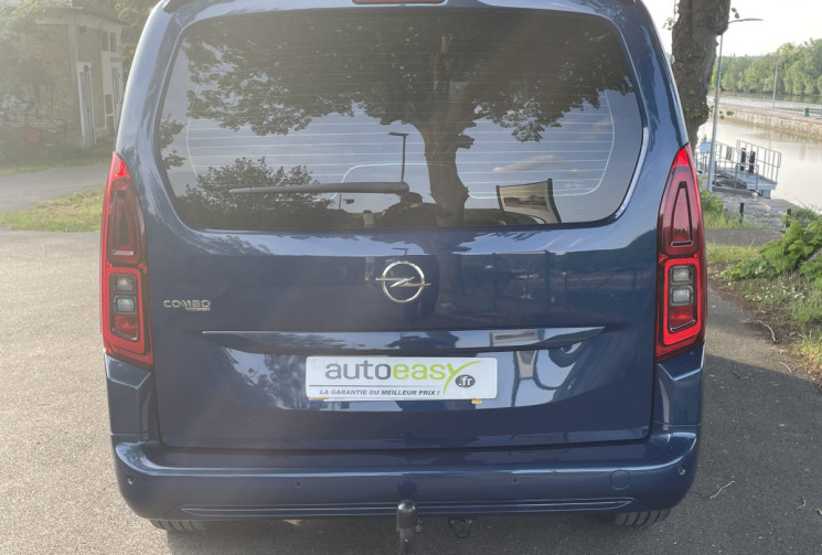 Opel COMBO LIFE XL VERSION 7 PLACES S&S 110 / ENTRETIEN OPEL + ATTELAGE
