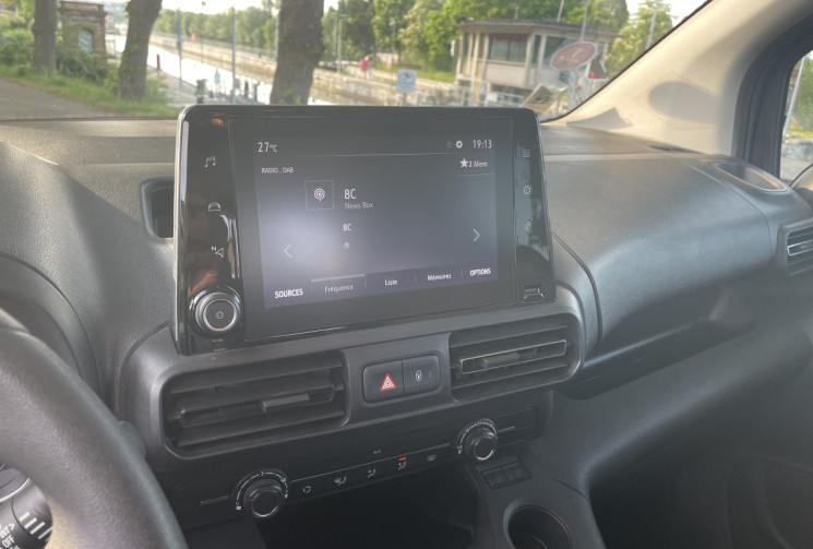 Opel COMBO LIFE XL VERSION 7 PLACES S&S 110 / ENTRETIEN OPEL + ATTELAGE
