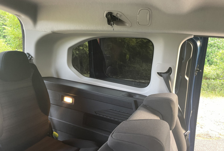 Opel COMBO LIFE XL VERSION 7 PLACES S&S 110 / ENTRETIEN OPEL + ATTELAGE