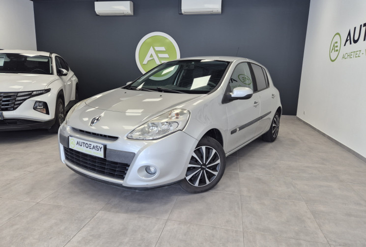 Renault Clio III 5 Portes Phase 2 1.5 dCi 70 cv Dynamique