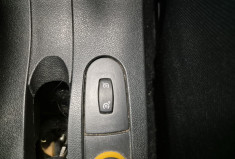 Renault Clio III 5 Portes Phase 2 1.5 dCi 70 cv Dynamique