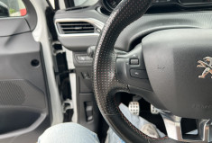 Peugeot 208 (2) 1.2 PURETECH 110 Ch S&S GT LINE * DISTRIBUTION NEUVE PEUGEOT * CAMERA * CARPLAY
