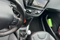 Peugeot 208 (2) 1.2 PURETECH 110 Ch S&S GT LINE * DISTRIBUTION NEUVE PEUGEOT * CAMERA * CARPLAY