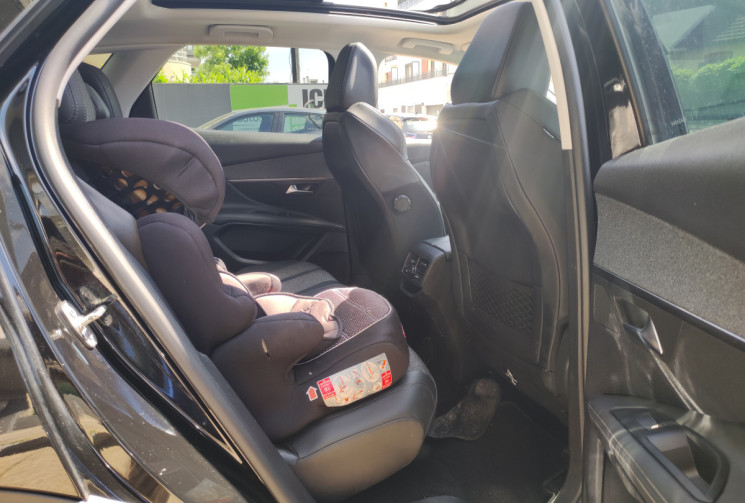 Peugeot 3008 II /  1.2  / EAT8  130 cv Boîte auto