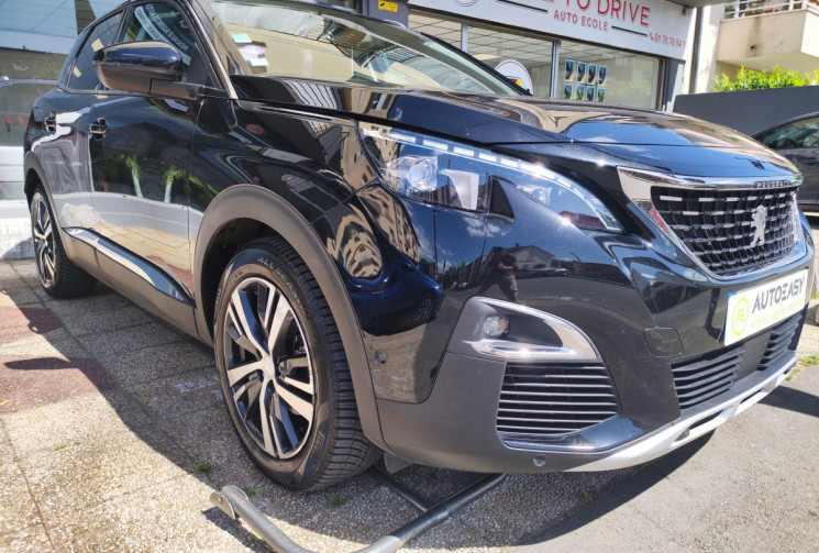 Peugeot 3008 II /  1.2  / EAT8  130 cv Boîte auto