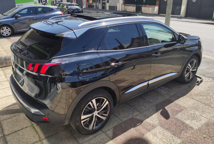 Peugeot 3008 II /  1.2  / EAT8  130 cv Boîte auto