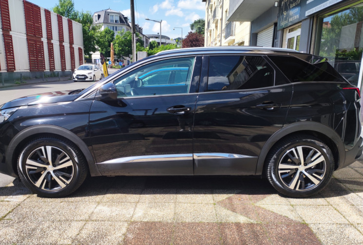 Peugeot 3008 II /  1.2  / EAT8  130 cv Boîte auto