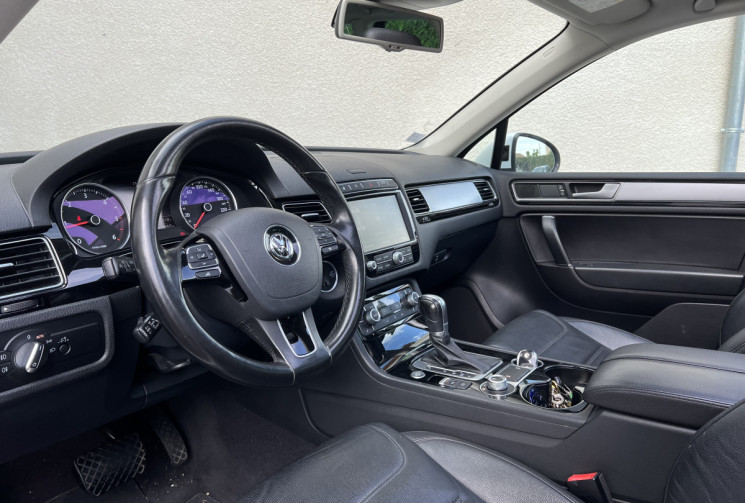 Volkswagen Touareg Phase 2 CARAT 3.0 V6 BlueMotion Terrain Tech 262 CH BVA