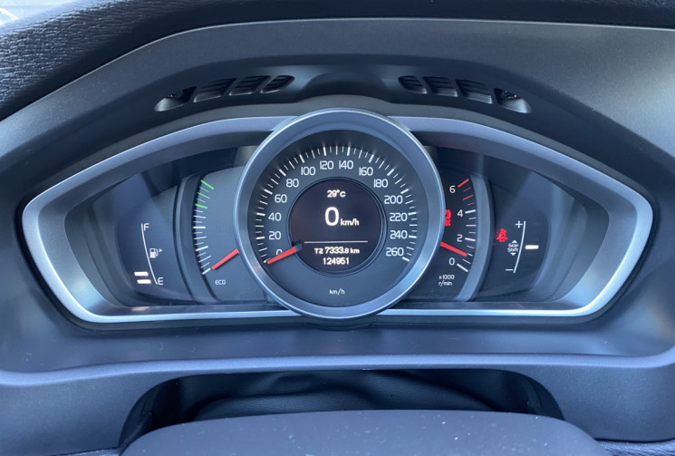 Volvo V40 D2  115 CV BUSINESS 125000KM  GARANTIE 12 MOIS 