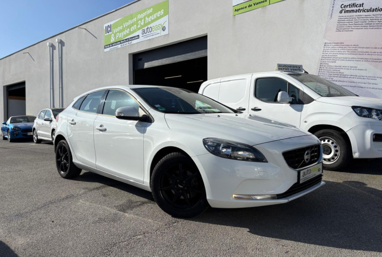 Volvo V40 D2  115 CV BUSINESS 125000KM  GARANTIE 12 MOIS 