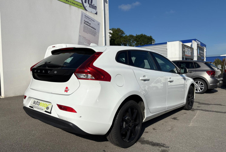 Volvo V40 D2  115 CV BUSINESS 125000KM  GARANTIE 12 MOIS 