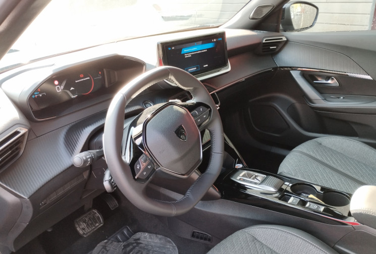 Peugeot 2008 II 1.2 Hybrid 136 E-DCS6 Allure *NEUF*