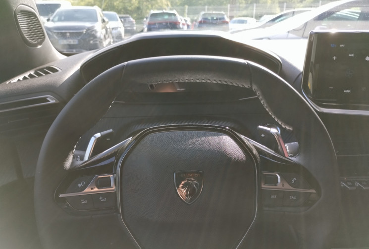 Peugeot 2008 II 1.2 Hybrid 145 E-DCS6 Allure *NEUF*