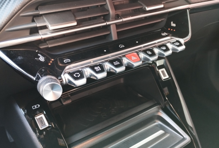 Peugeot 2008 II 1.2 Hybrid 136 E-DCS6 Allure *NEUF*