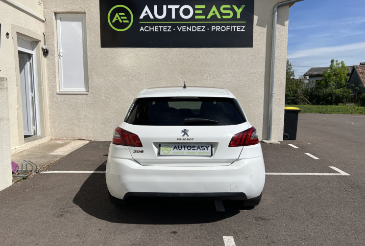 Peugeot 308 II (T9) 1.6 e-HDi S&S 115CH FÉLINE
