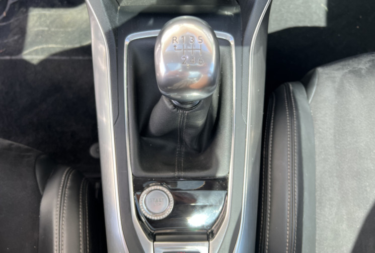Peugeot 308 II (T9) 1.6 e-HDi S&S 115CH FÉLINE