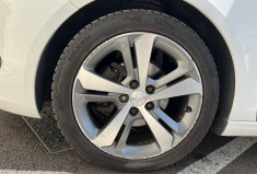 Peugeot 308 II (T9) 1.6 e-HDi S&S 115CH FÉLINE