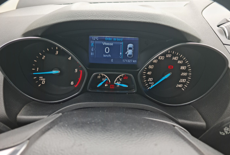 Ford Kuga 2.0 tdci140 ch titanium 