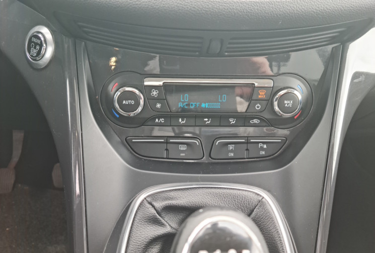 Ford Kuga 2.0 tdci140 ch titanium 