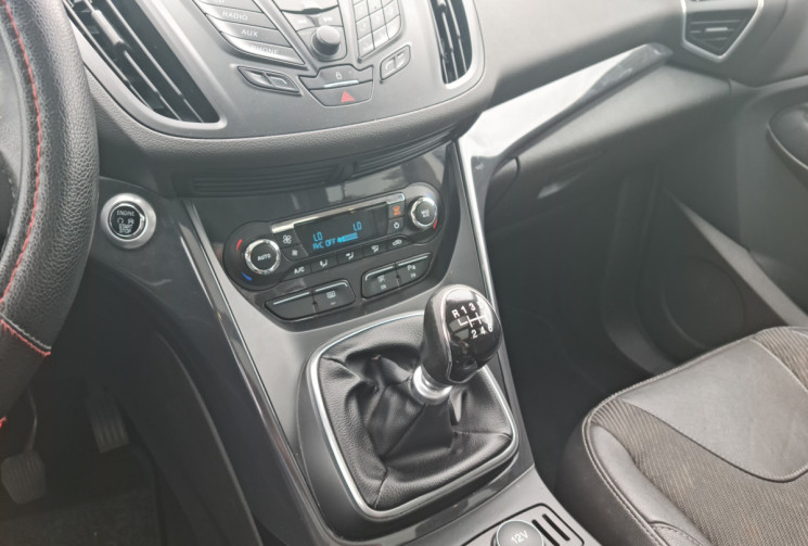 Ford Kuga 2.0 tdci140 ch titanium 