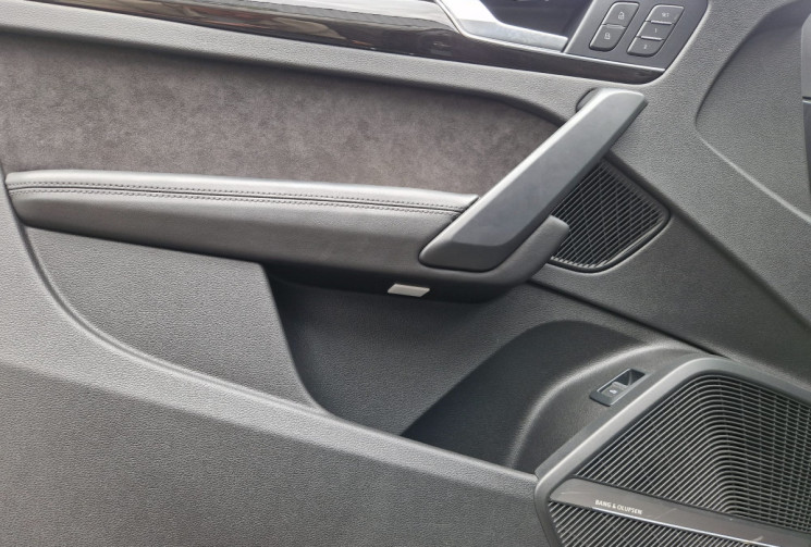 Audi Q5 II 2.0 TDI QUATTRO BVA S-TRONIC 7 190 S LINE AVUS / CARPLAY/ TOIT OUVRANT/ GARANTIE 12 MOIS