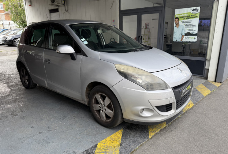 Renault Scénic III 1.5 DCi 105 DINAMIQUE 