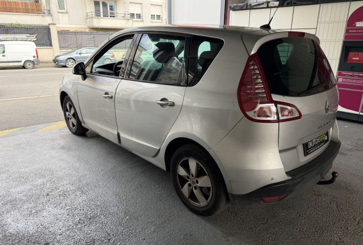 Renault Scénic III 1.5 DCi 105 DINAMIQUE 
