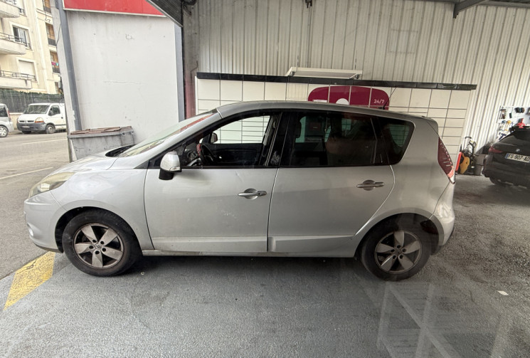 Renault Scénic III 1.5 DCi 105 DINAMIQUE 