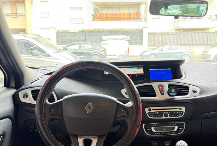 Renault Scénic III 1.5 DCi 105 DINAMIQUE 