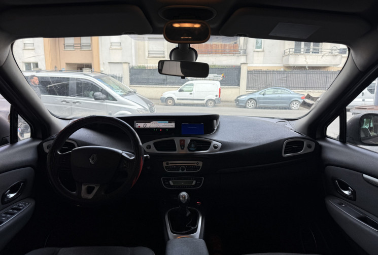 Renault Scénic III 1.5 DCi 105 DINAMIQUE 