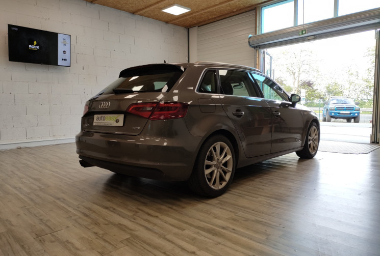 Audi A3 SPORTBACK 1.4 L TFSI AMBITION 122CH S-Tronic7