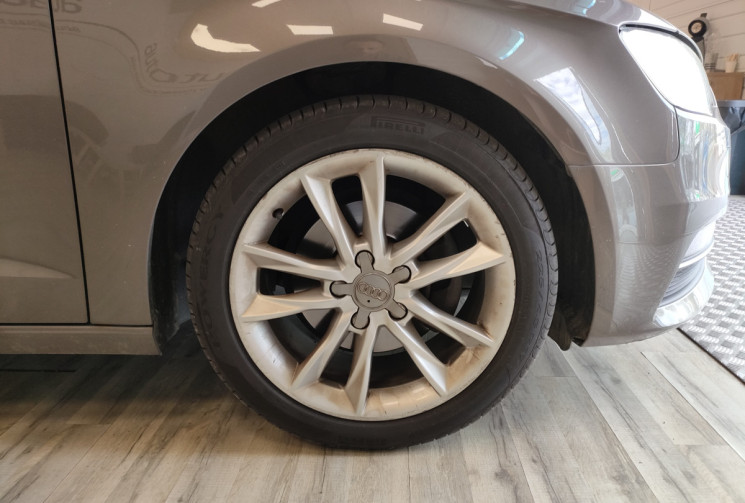 Audi A3 SPORTBACK 1.4 L TFSI AMBITION 122CH S-Tronic7