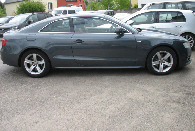 Audi A5 3.2 FSI QUATTRO S-LINE