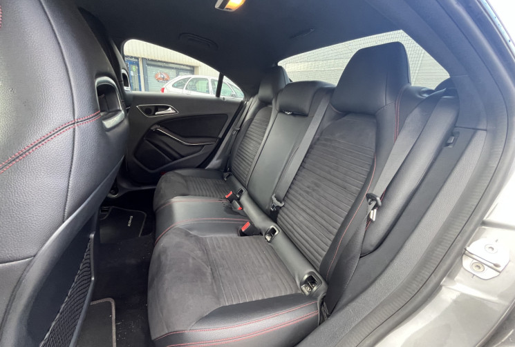 Mercedes CLA 180 Fascination AMG