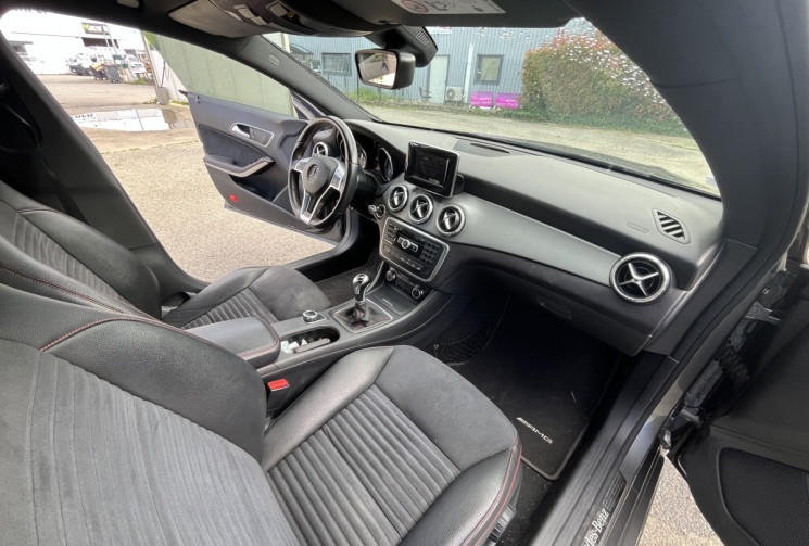 Mercedes CLA 180 Fascination AMG