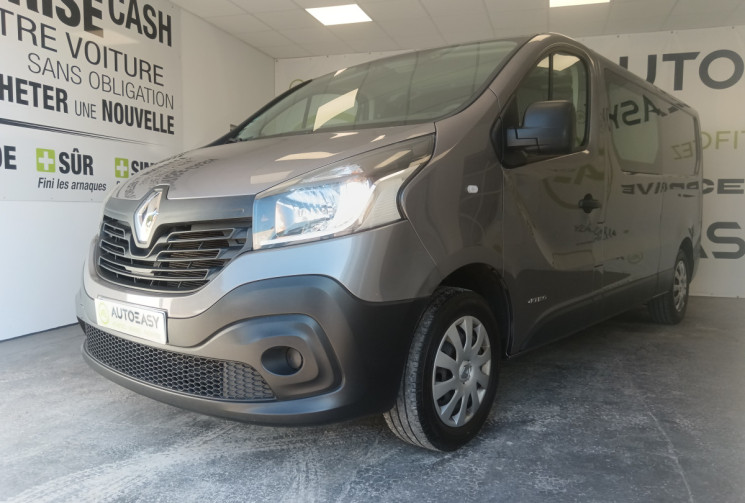 Renault Trafic 4 PORTES 1.6 dCi 120cv / MOTEUR CHAINE / 6 PLACES / ENTRETIEN COMPLET / GARANTIE 6M
