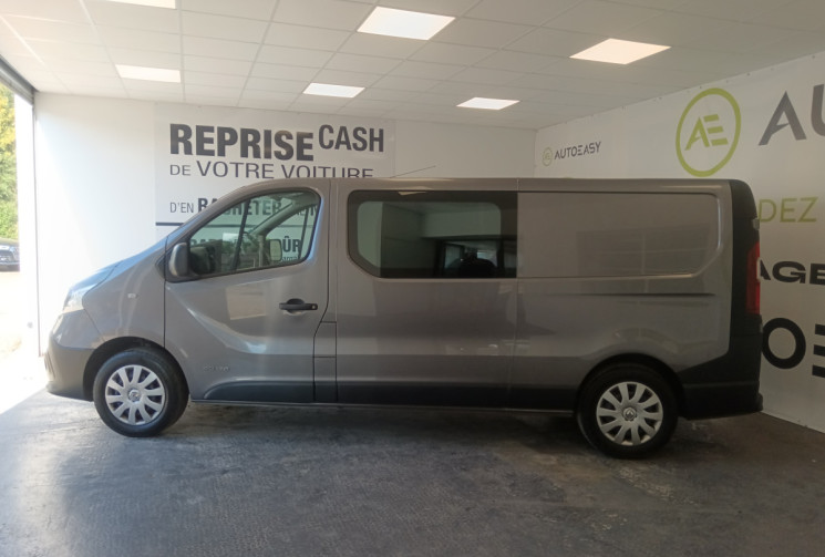 Renault Trafic 4 PORTES 1.6 dCi 120cv / MOTEUR CHAINE / 6 PLACES / ENTRETIEN COMPLET / GARANTIE 6M