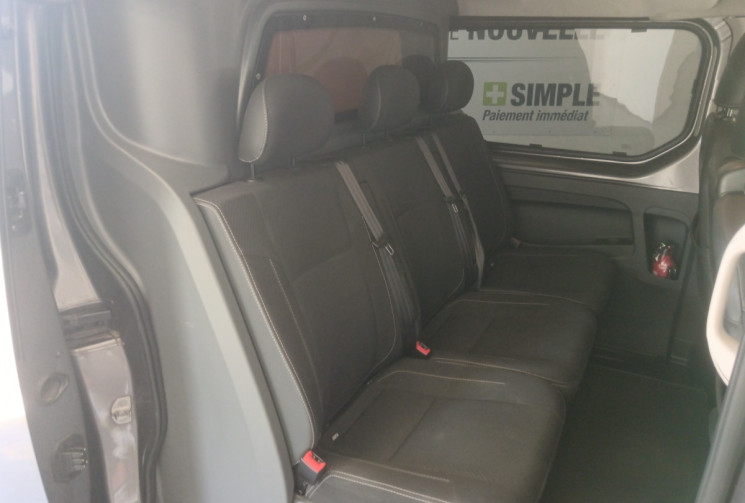 Renault Trafic 4 PORTES 1.6 dCi 120cv / MOTEUR CHAINE / 6 PLACES / ENTRETIEN COMPLET / GARANTIE 6M