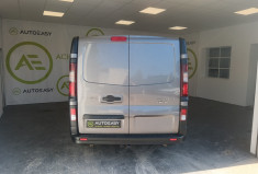 Renault Trafic 4 PORTES 1.6 dCi 120cv / MOTEUR CHAINE / 6 PLACES / ENTRETIEN COMPLET / GARANTIE 6M