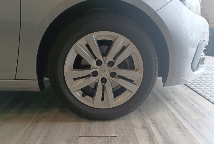 Peugeot 308 SW II (T9) SW Phase II 130 cv Boîte auto 1.5 BlueHDi 16V EAT8 S&S 