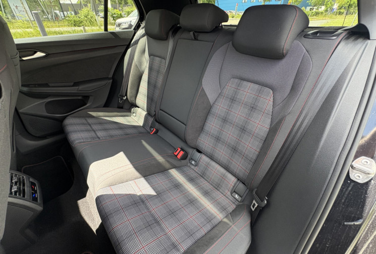 Volkswagen Golf GTI 245 cv GARANTIE VOLKSWAGEN 09/2027 * Full Options