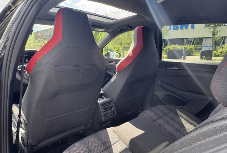 Volkswagen Golf GTI 245 cv GARANTIE VOLKSWAGEN 09/2027 * Full Options
