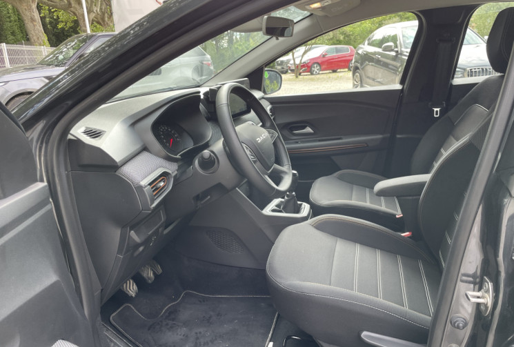 Dacia Sandero III Stepway 1.0 TCe 110 Expression + Phase 2 en Stock / 1ère main / Full Option