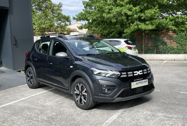 Dacia Sandero III Stepway 1.0 TCe 110 Expression + Phase 2 en Stock / 1ère main / Full Option