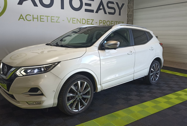 Nissan Qashqai 1.3 DIG-T 160 TEKNA TOIT PANORAMIQUE