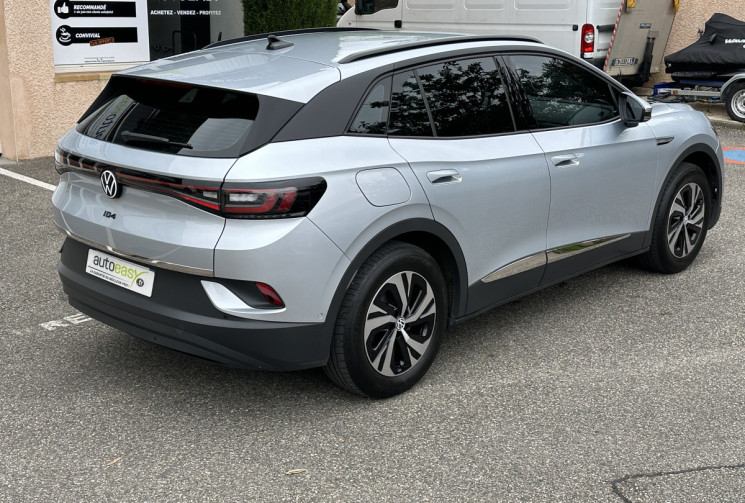 Volkswagen ID.4 150 ch Pure Performance 52 kWh / état exceptionnel / 2e main / Suivi VW