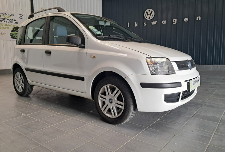 FIAT Panda EMOTION-DUALOGIC BVA-1.2 i 60 cv- TBE-GARANTIE-