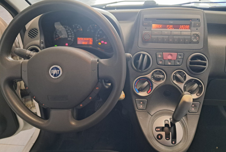 FIAT Panda EMOTION-DUALOGIC BVA-1.2 i 60 cv- TBE-GARANTIE-