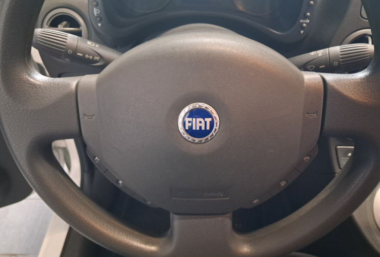 FIAT Panda 1.2 i 60 - DUALOGIC BVA - EMOTION -TBE - GARANTIE - ENTRETIEN